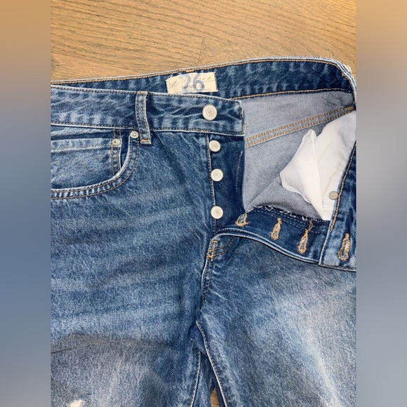 Free People We The Free Distressed Medium Wash Denim Jeans Womens size 26 - Picture 5 of 6